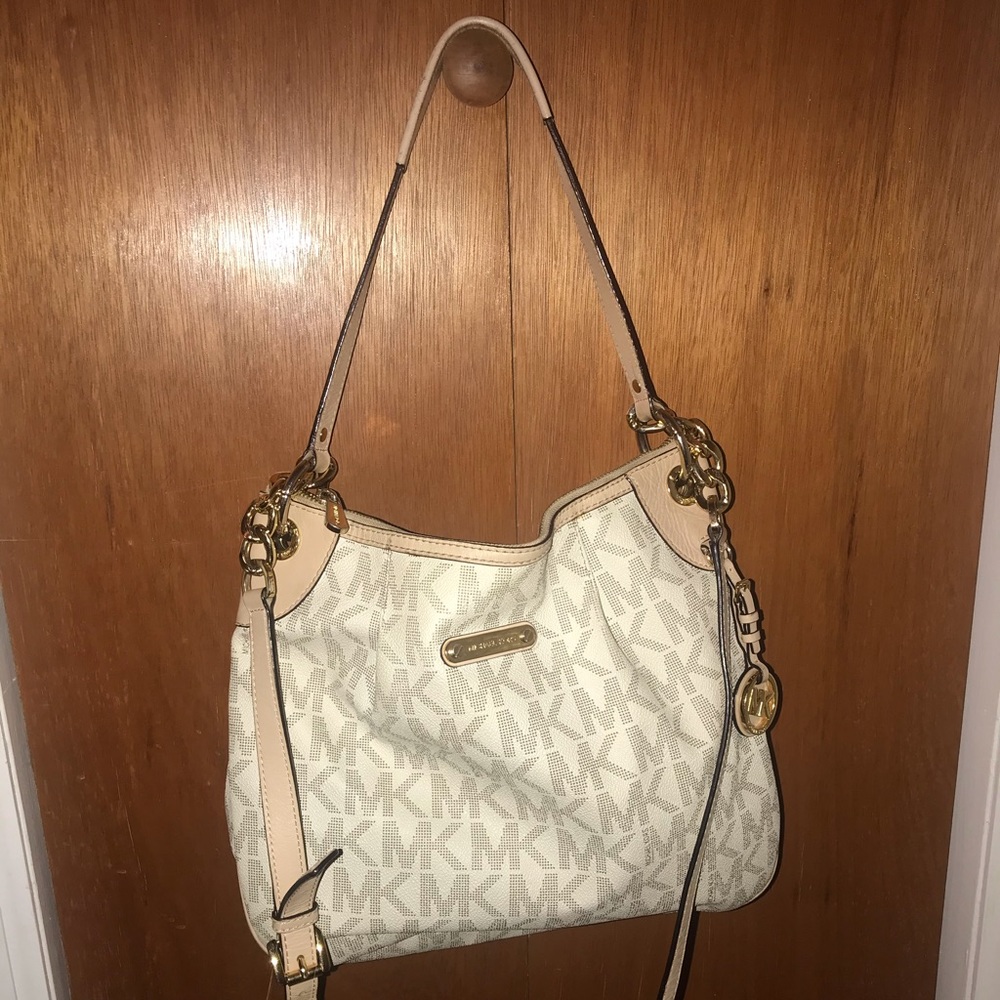 Michael Kors crossbody/shoulder purse